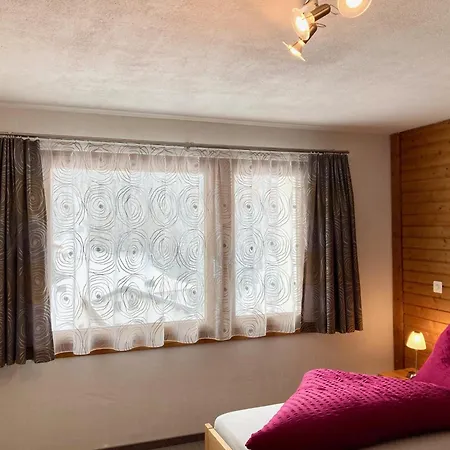 公寓 Chasa Sot-chaunt 301