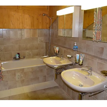 Chasa Sot-chaunt 301 萨姆瑙恩